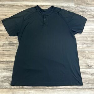 Lightly Used Lululemon Mens Metal Vent Henley XL